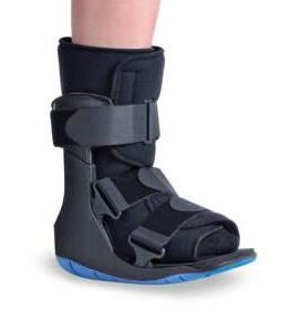 medline ankle walkers 14202748